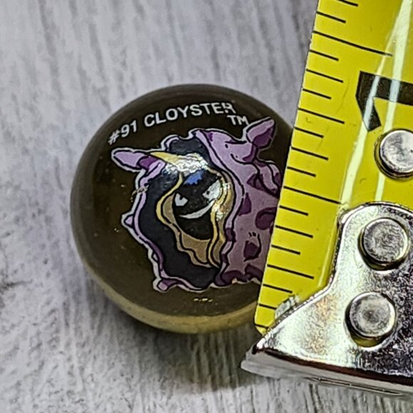 Vintage Pokemon #91 Cloyster Marble Clear Yellow Glass Toy Biz Collectible - Picture 4 of 4